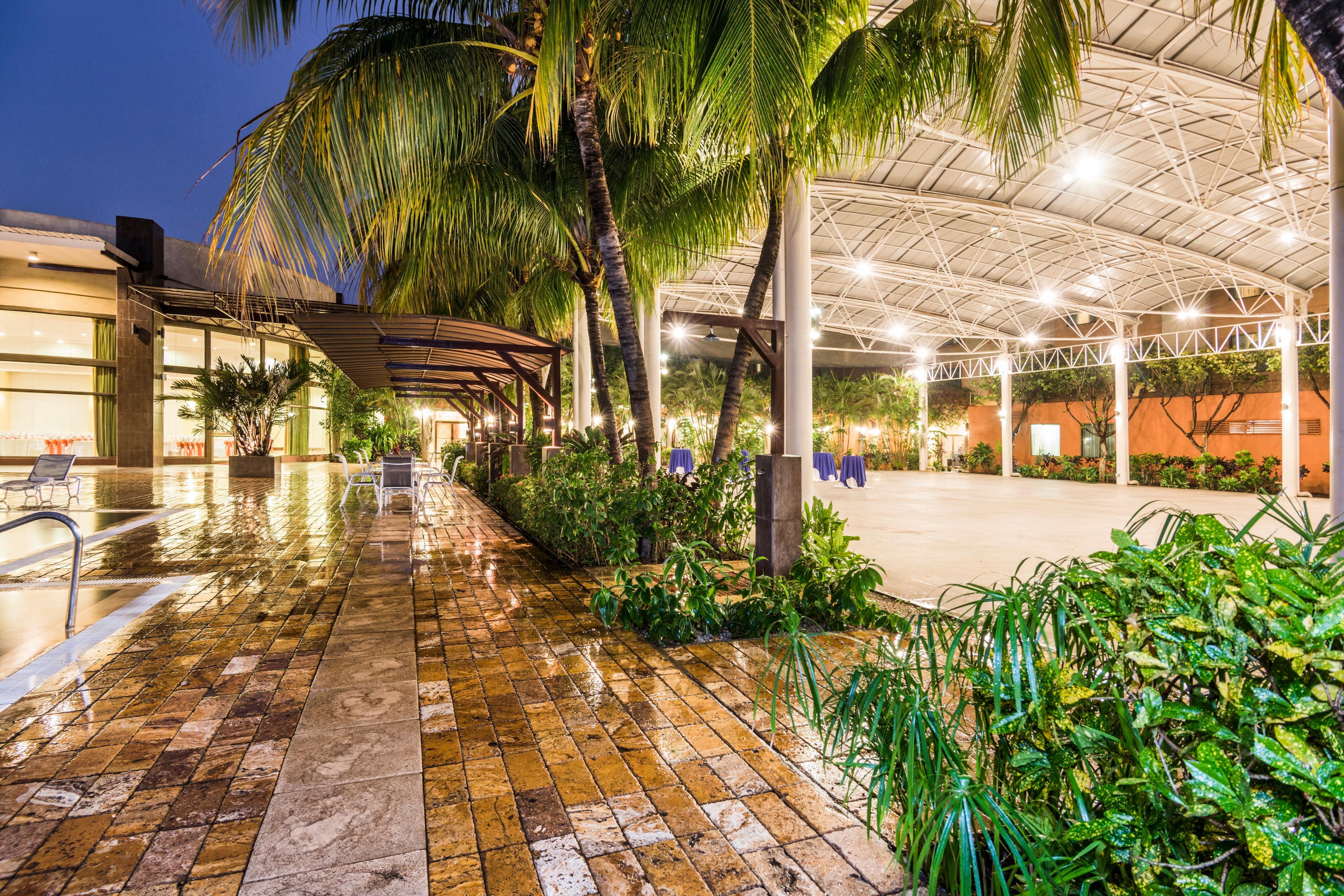 Holiday Inn Convention Center By Ihg Managua Buitenkant foto